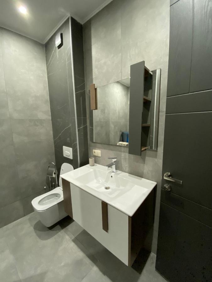 Apartment Sixteen Tbilisi Exterior photo